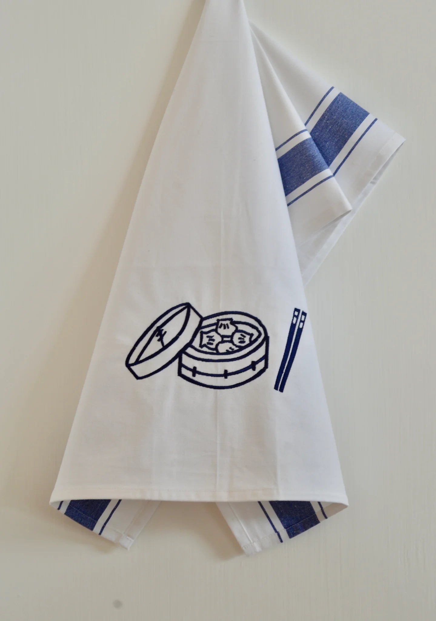 ZEST of Asia Tea towel with Blue Dim Sum Basket