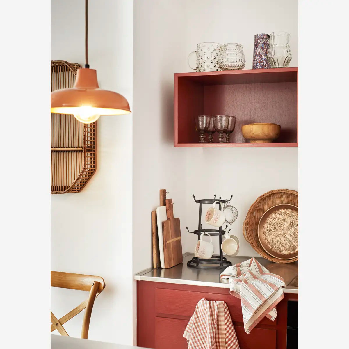Iron Mug Holder