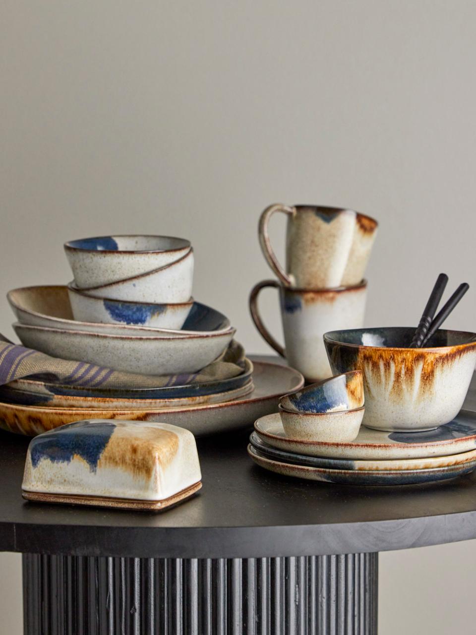 Jules Plate Grey Stoneware